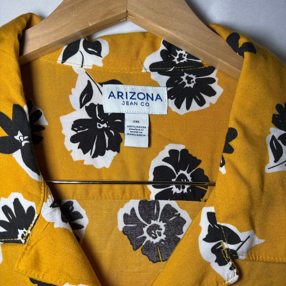 Arizona Jean Co Mens 2XL Mustard Yellow Black Floral Rayon Button Down Shirt EUC - Picture 5 of 8